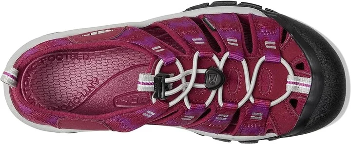 KEEN Newport H2 Women's Shoes Beaujolais/Star White : 6.5 B - Medium, Synthetic/Textile - Image 2
