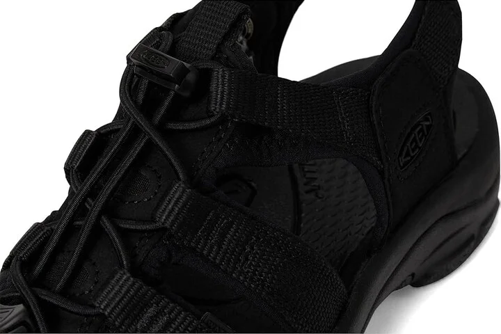 KEEN Newport H2 Women's Shoes Triple Black : 9.5 B - Medium, Synthetic/Textile - Image 7