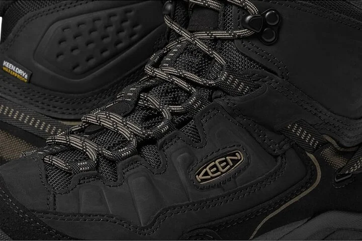 KEEN Targhee IV Mid WP Men's Climbing Shoes Triple Black : 9.5 D - Medium, Leather - Image 5