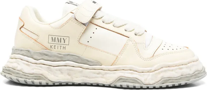 neutrals