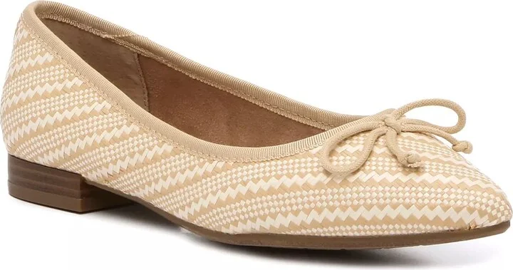 Natural Raffia Upper