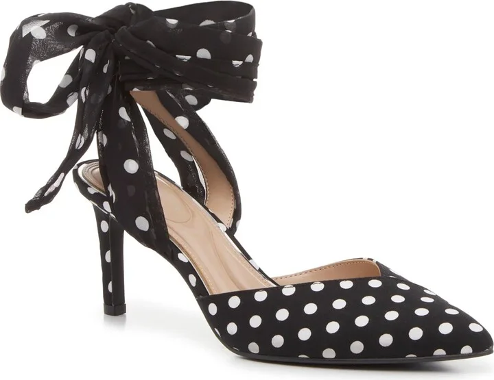 Kelly & Katie Adelle Pump