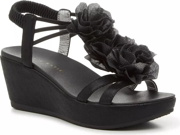 Kelly & Katie Cayla Wedge Sandal