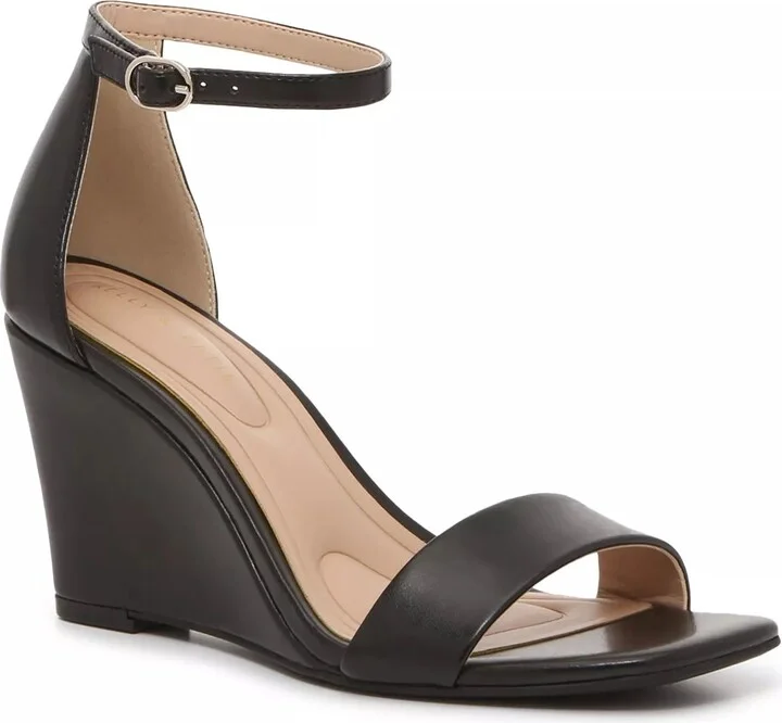 Kelly & Katie Cebi Sandal