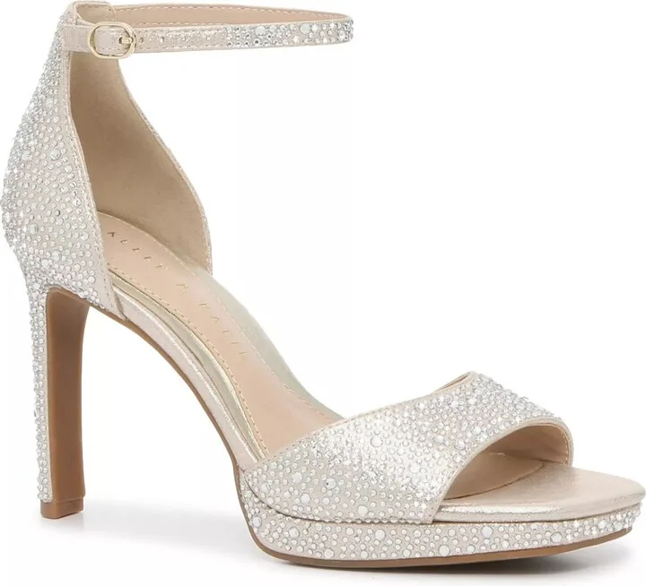 Kelly & Katie Dahlia Platform Sandal