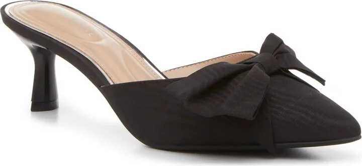 Kelly & Katie Jadot Mule