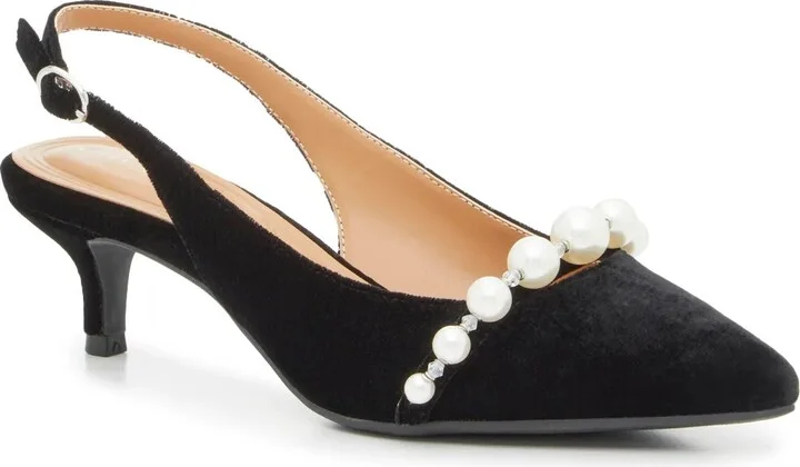 Kelly & Katie Luanna Pump