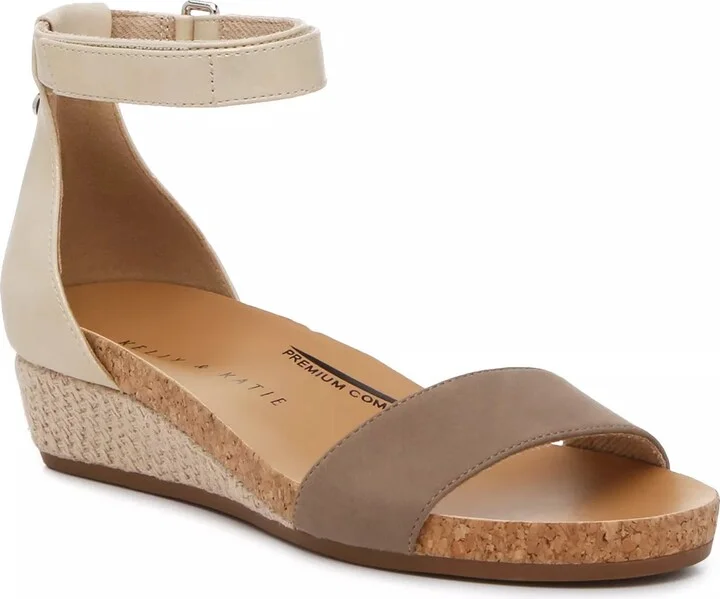Kelly & Katie Neriah Sandal
