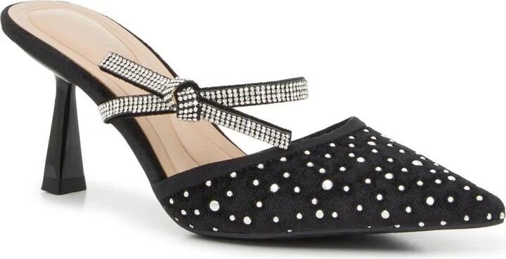 Kelly & Katie Pedro Mule