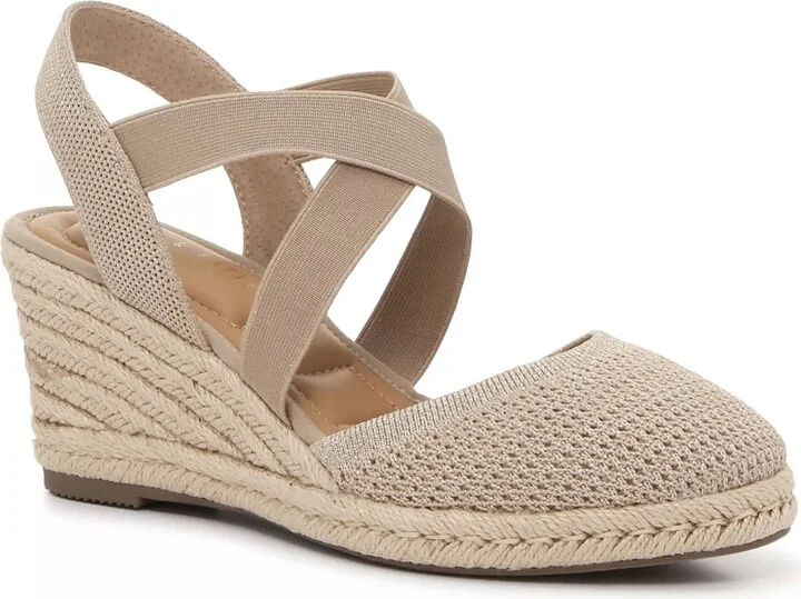 Bisque Beige/Gold Metallic
