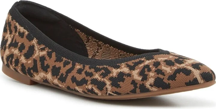 Tan/Brown/Black Leopard Print