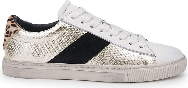Kendall Sneakers In Washed Gold/white