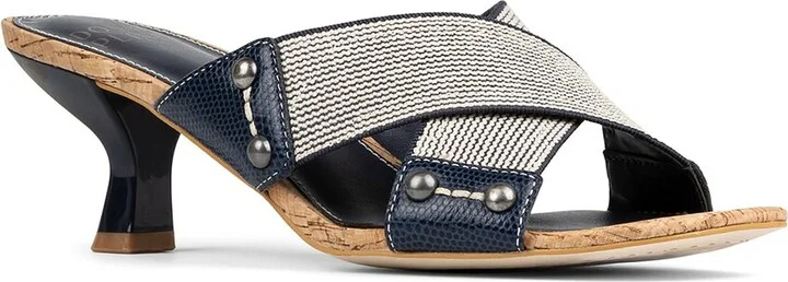 Kenna Sandal