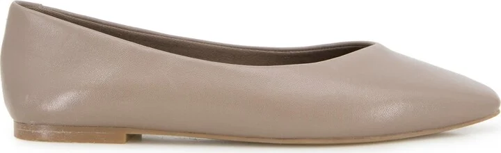 Kenneth Cole New York Women's Johanna Square Toe Ballet Flats - Image 2