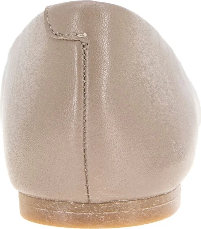 Kenneth Cole New York Women's Johanna Square Toe Ballet Flats - Image 3