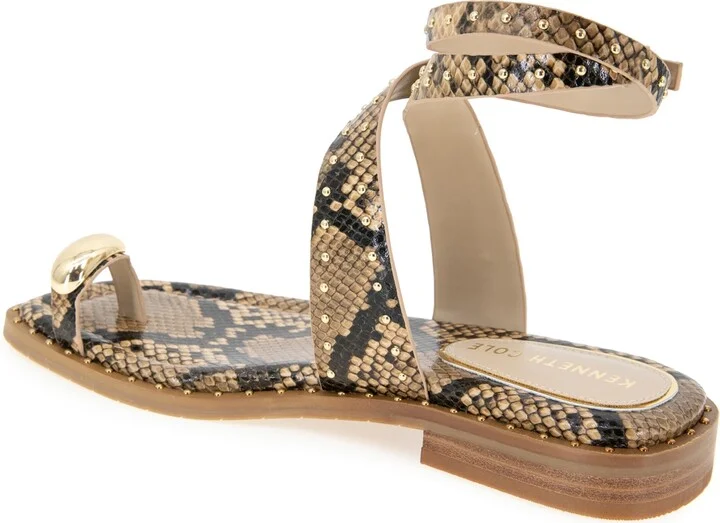 Kenneth Cole New York Women's Ravenn Square Toe Flat Sandals - Image 6