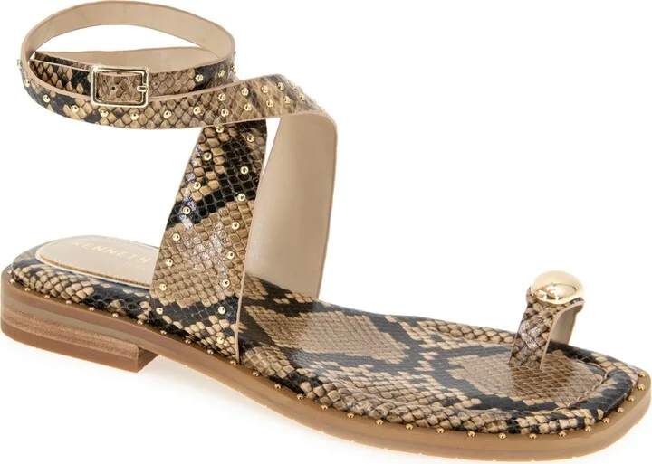Kenneth Cole New York Women's Ravenn Square Toe Flat Sandals