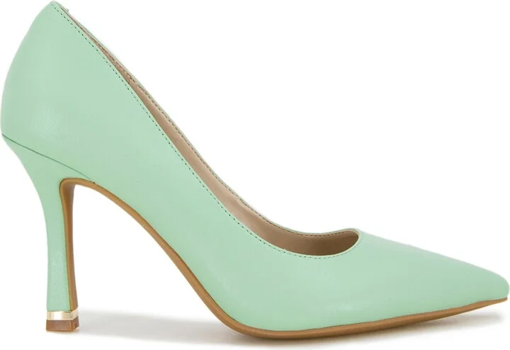 Kenneth Cole New York Women's Romi Pumps - Image 7