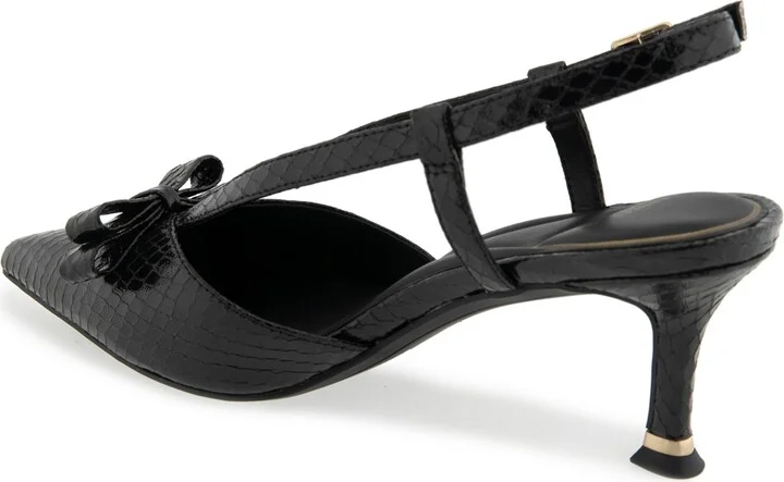 Kenneth Cole New York Women's Umayra Pointed Toe Pumps - Image 6