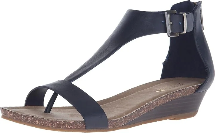Kenneth Cole Reaction Great Gal Women's Sandals Navy : 5 M, Synthetic - Image 2