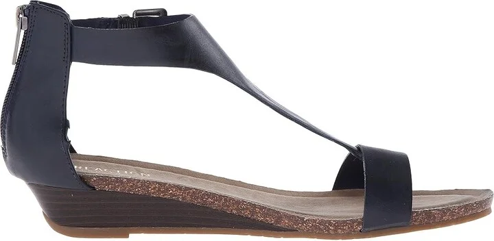 Kenneth Cole Reaction Great Gal Women's Sandals Navy : 5 M, Synthetic - Image 8