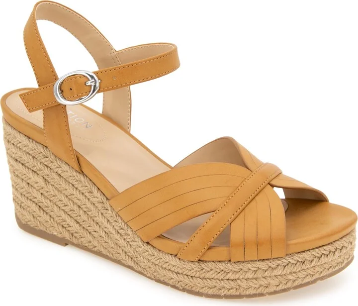 Kenneth Cole REACTION Women's Comi Sandal