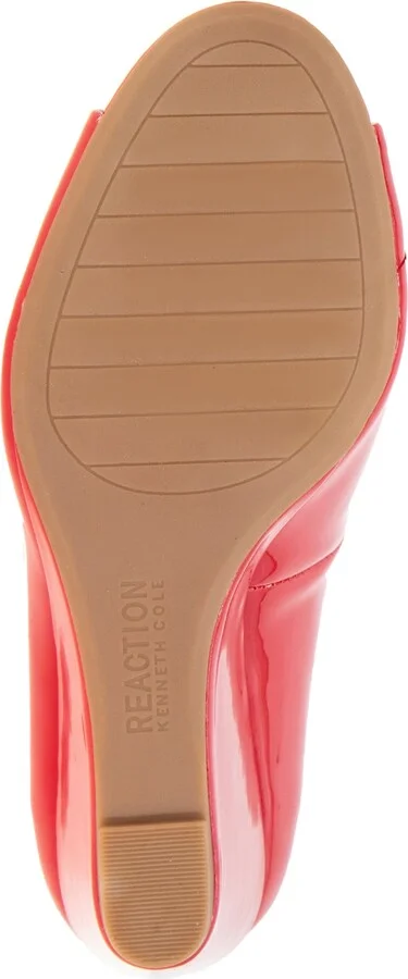 Kenneth Cole Reaction Women's Elinor Mid Wedge Pumps - Image 10