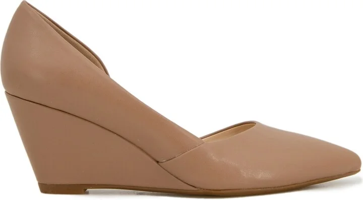 Kenneth Cole Reaction Women's Eltinn D'Orsay Wedge Pumps - Image 2