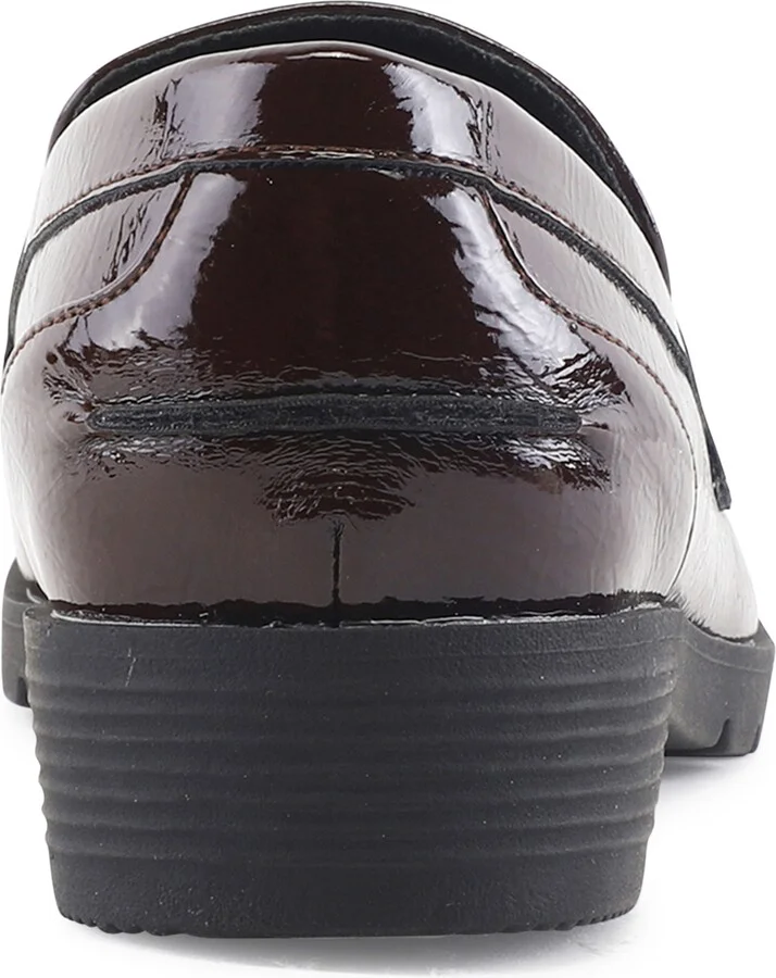 Kenneth Cole Reaction Women's Fern Slip-On Loafer - Image 3