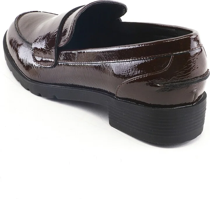 Kenneth Cole Reaction Women's Fern Slip-On Loafer - Image 6