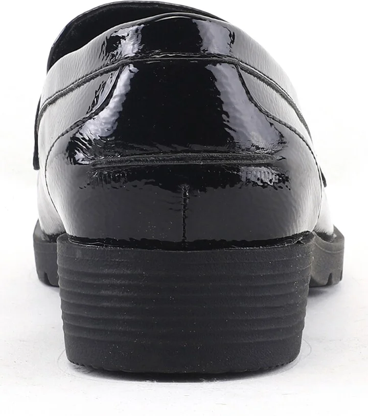 Kenneth Cole Reaction Women's Fern Slip-On Loafer - Image 8