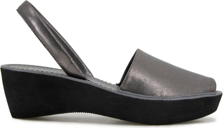 Kenneth Cole Reaction Women's Fine Glass Wedge Sandals - Image 4