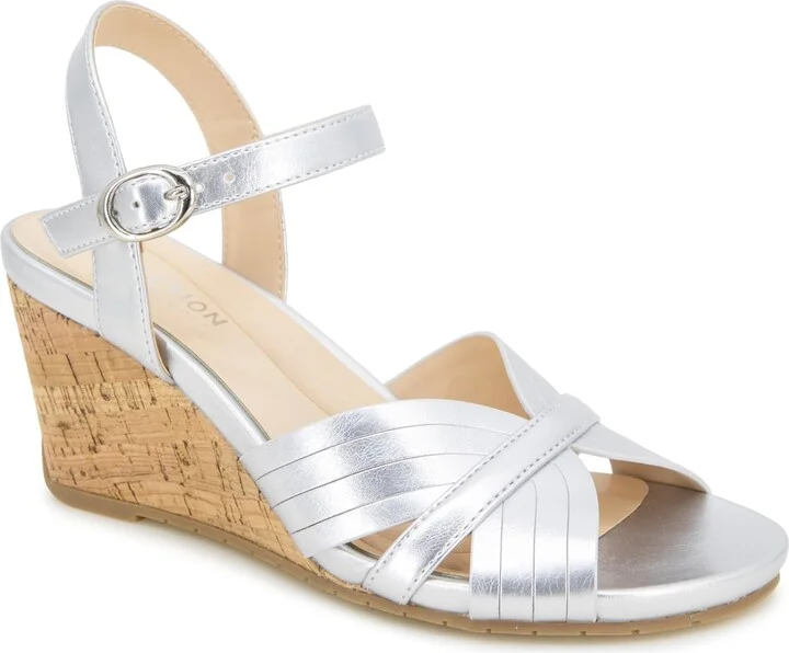 Kenneth Cole REACTION Women's GOMI Wedge Sandal