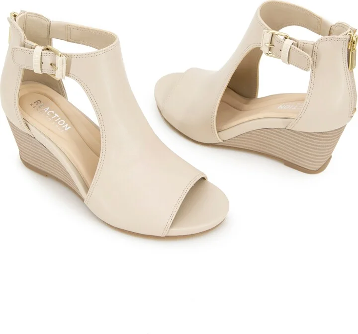 Kenneth Cole Reaction Women's Gracie Wedge Sandals - Image 6