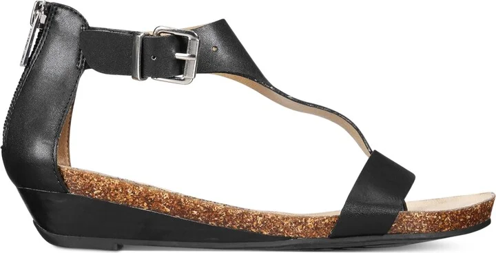 Kenneth Cole Reaction Women's Great Gal Sandals - Image 7