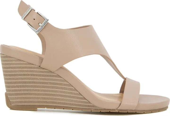 Kenneth Cole Reaction Women's Greatly Thong Almond Toe Wedge Sandals - Image 2