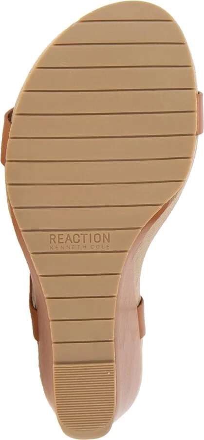 Kenneth Cole Reaction Women's Greatly Thong Sandals - Image 5