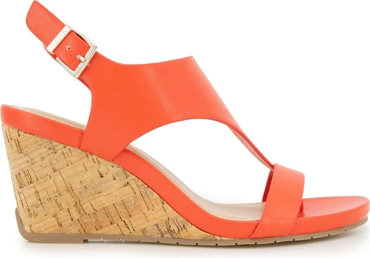 Kenneth Cole Reaction Women's Greatly Thong Sandals - Image 6