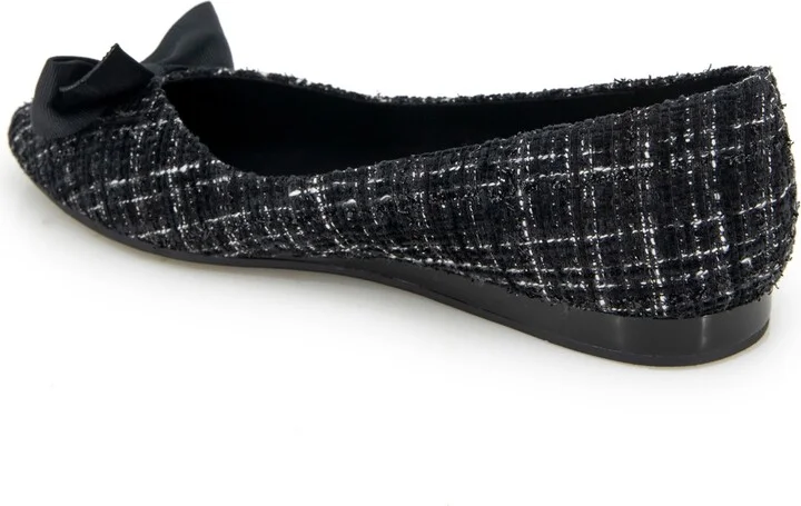 Kenneth Cole Reaction Women's Lily Bow Pumps - Image 11