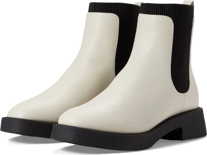 Kenneth Cole Reaction Women's Skyee Chelsea Boot