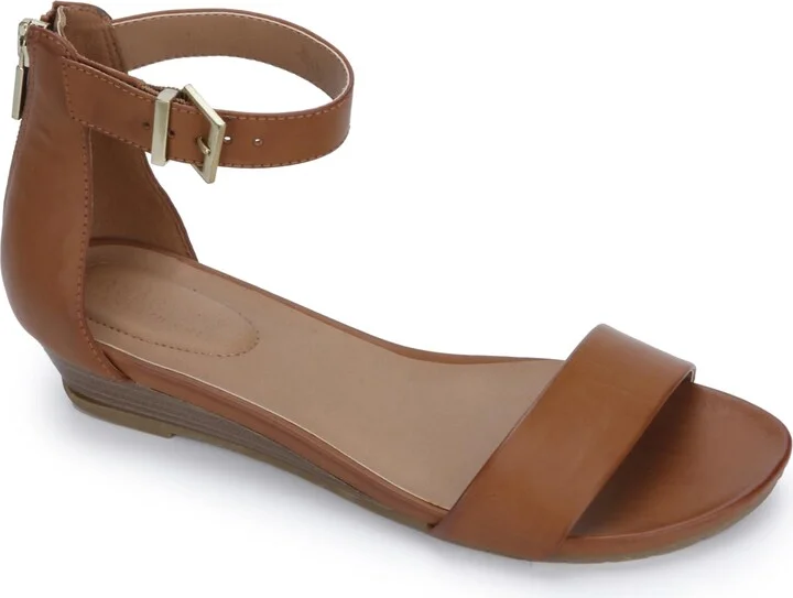 Tan