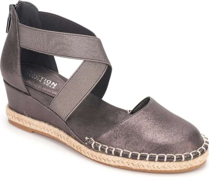 Kenneth Cole Reaction Women's Women's Clo X Band Wedge Loafer
