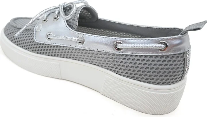 Kenneth Cole Reaction Women's Zelda Almond Toe Boat Shoes - Image 11