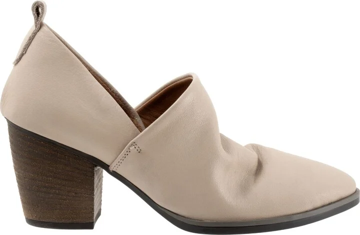 Kesia Block Heel Pump - Image 10