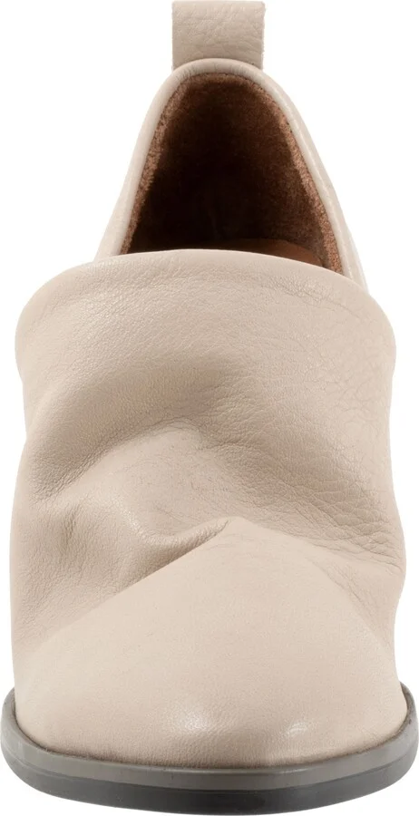 Kesia Block Heel Pump - Image 11