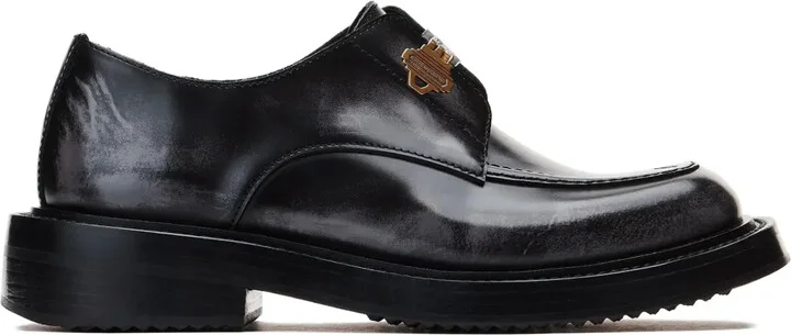 Key-Detailed Loafers