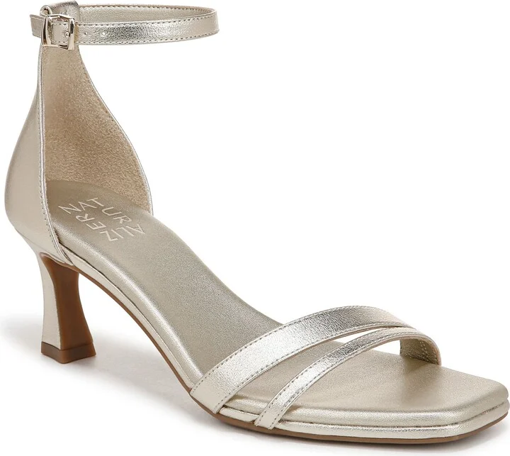 CHAMPAGNE GOLD