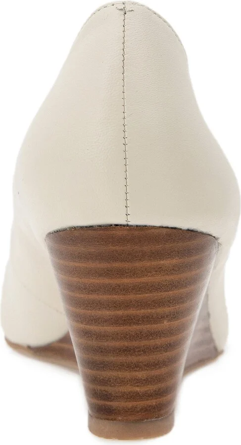 Khloe Featherweight Wedge Pump - Image 7