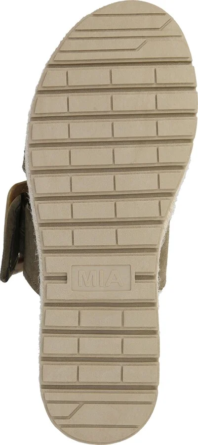 Kika Platform Sandal - Image 9