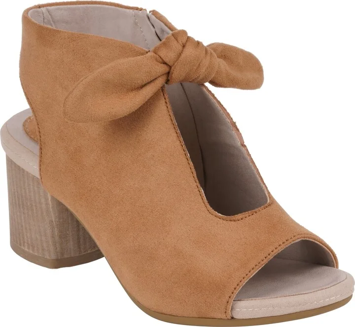TAN SUEDE